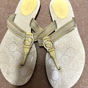 Gucci sandals size 37